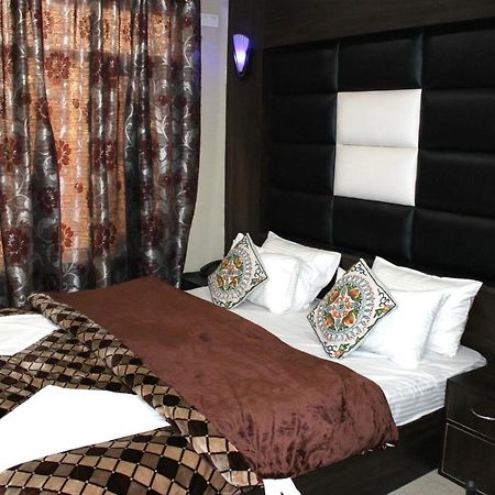 Hotel Samar Srīnagar Dış mekan fotoğraf